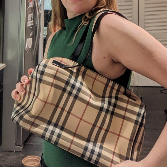 Burberry coated canvas vintage shoulder bag. - Picture 4 of 14